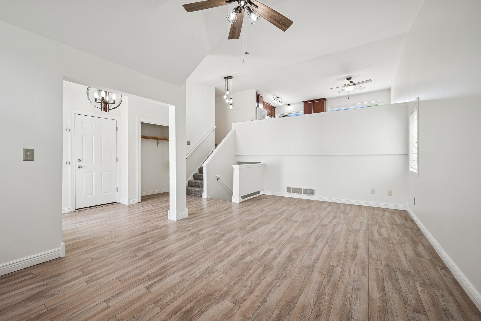 3876 Westbury Lane