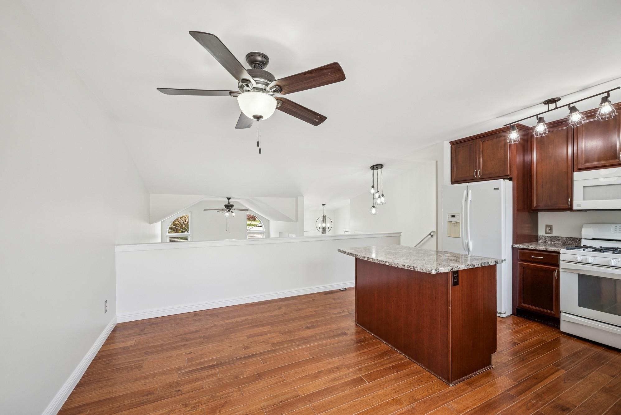 3876 Westbury Lane