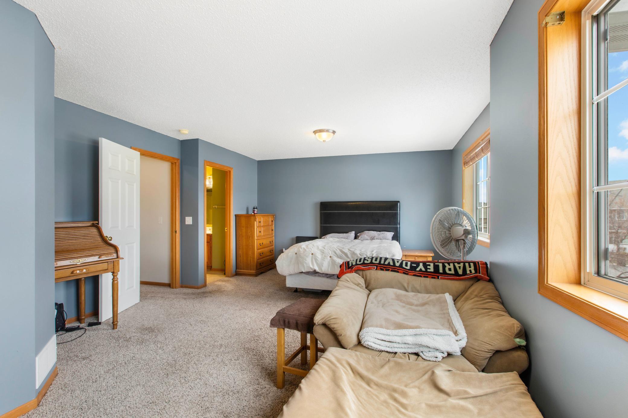 2475 Yellowstone Drive