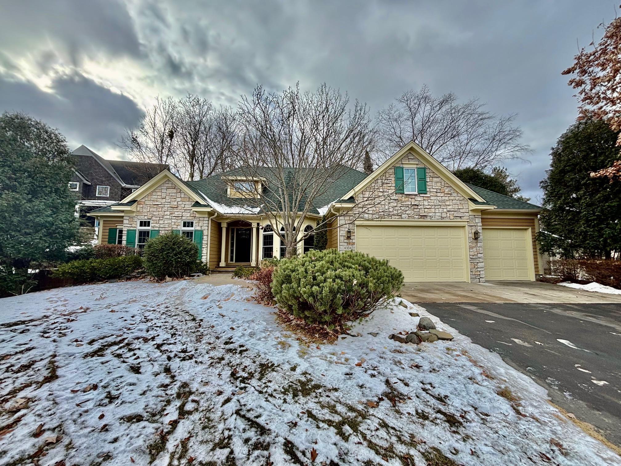 4304 Colleen Court