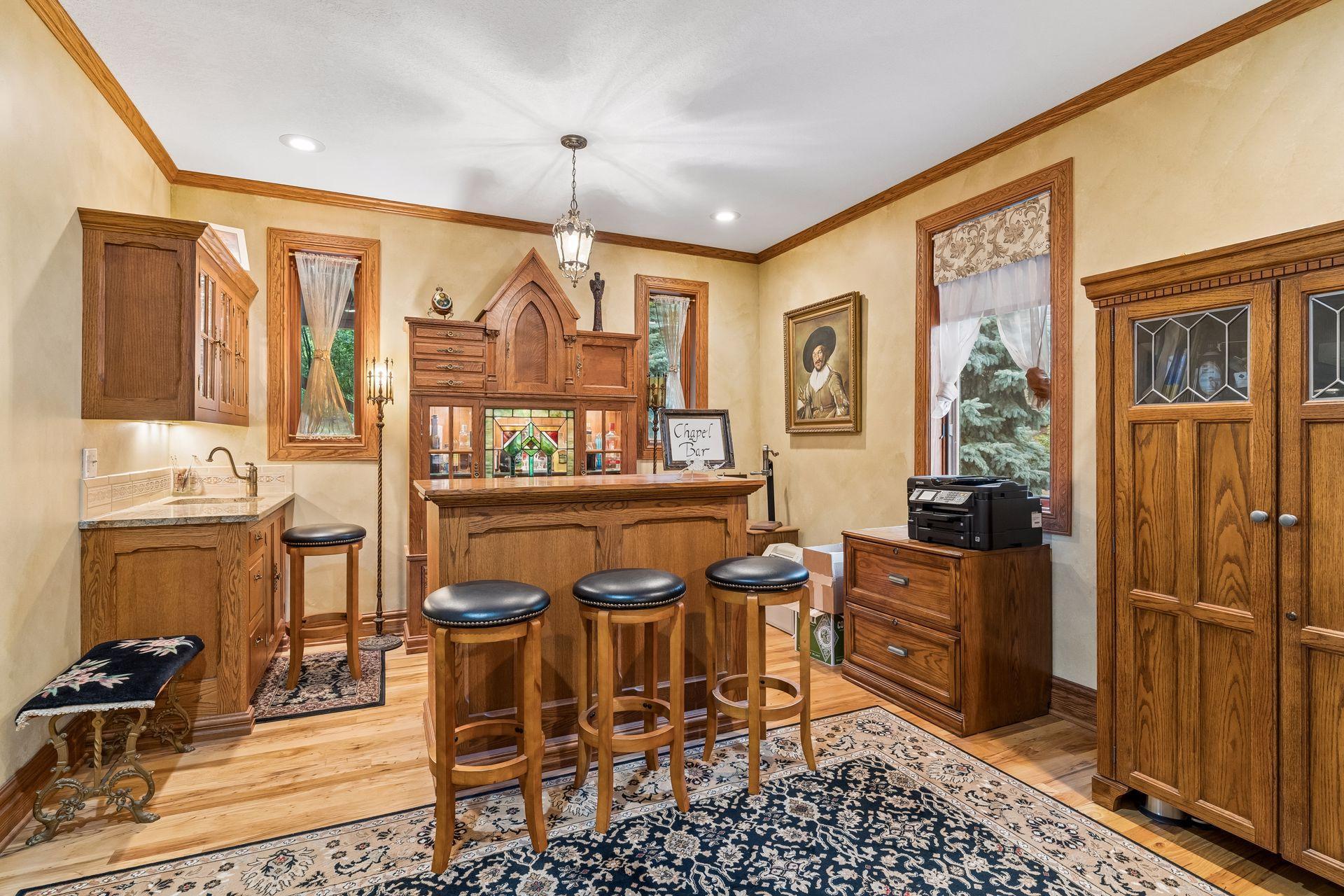 8 Bates Avenue
