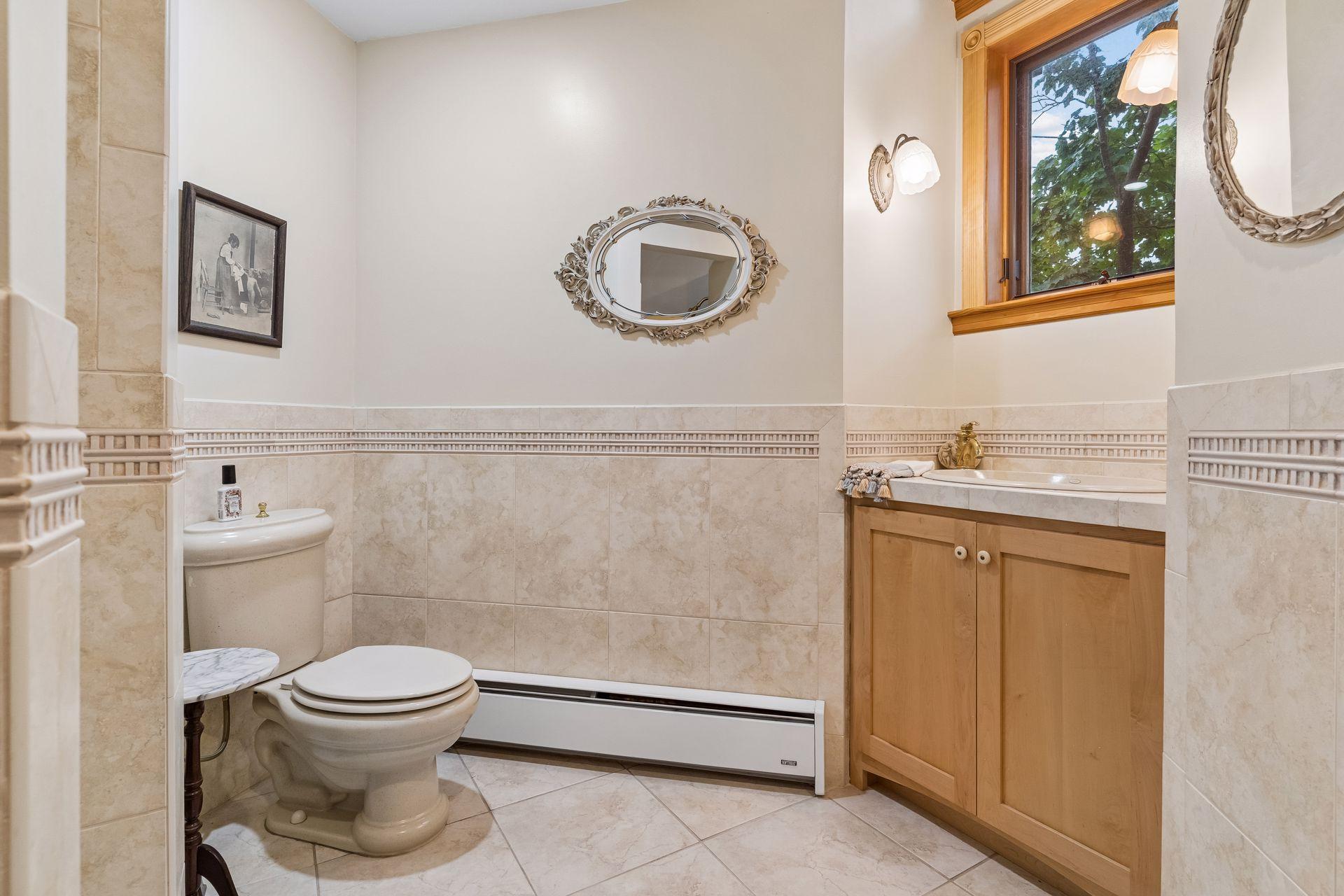 8 Bates Avenue