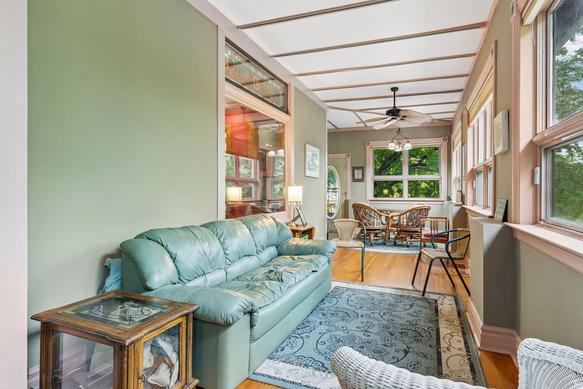 8 Bates Avenue