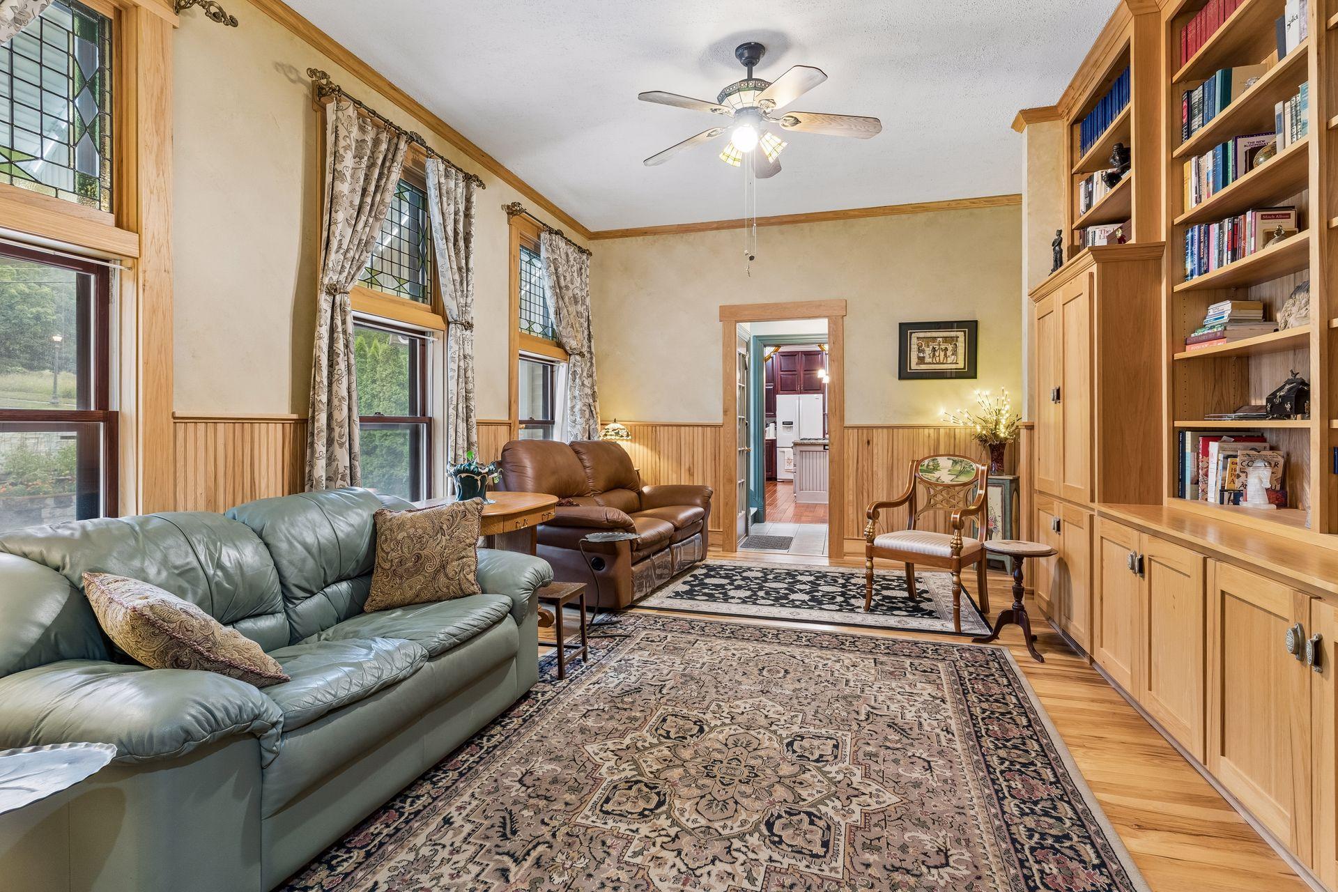 8 Bates Avenue