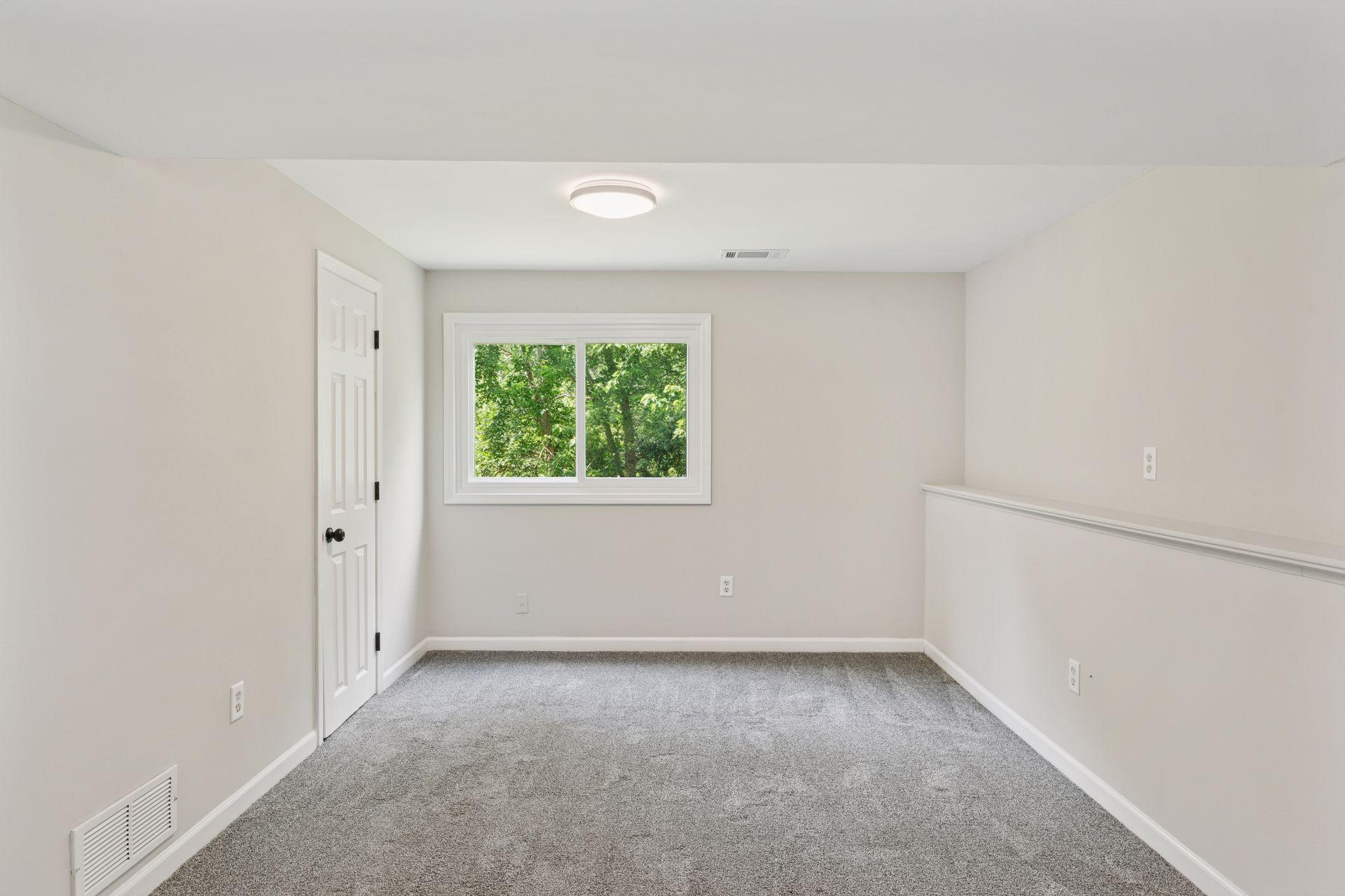 1712 9th Street SE
