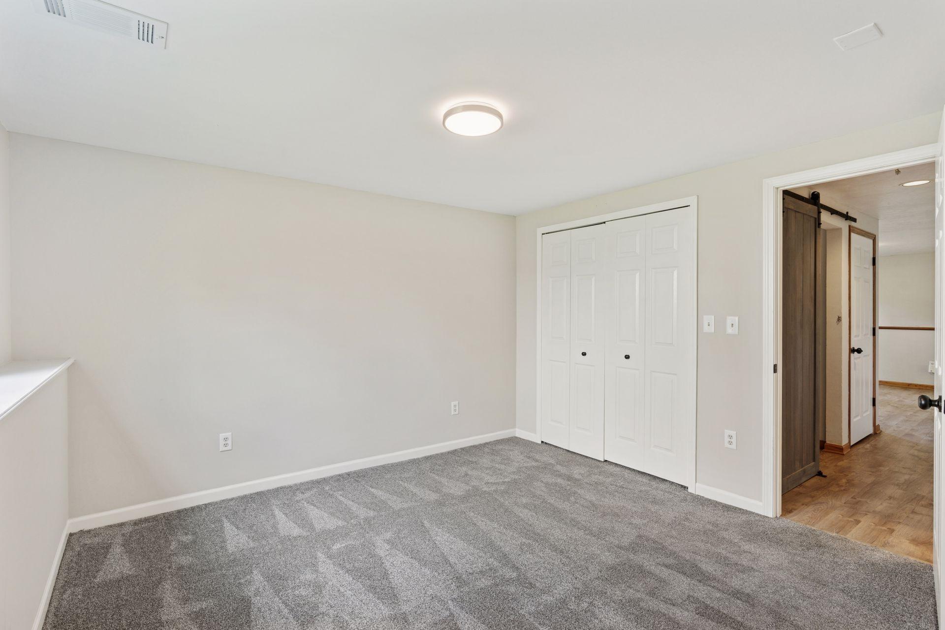 1712 9th Street SE