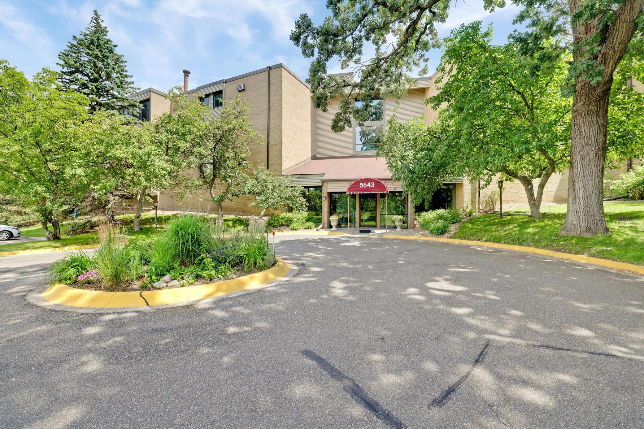 5643 Green Circle Drive Unit: 107