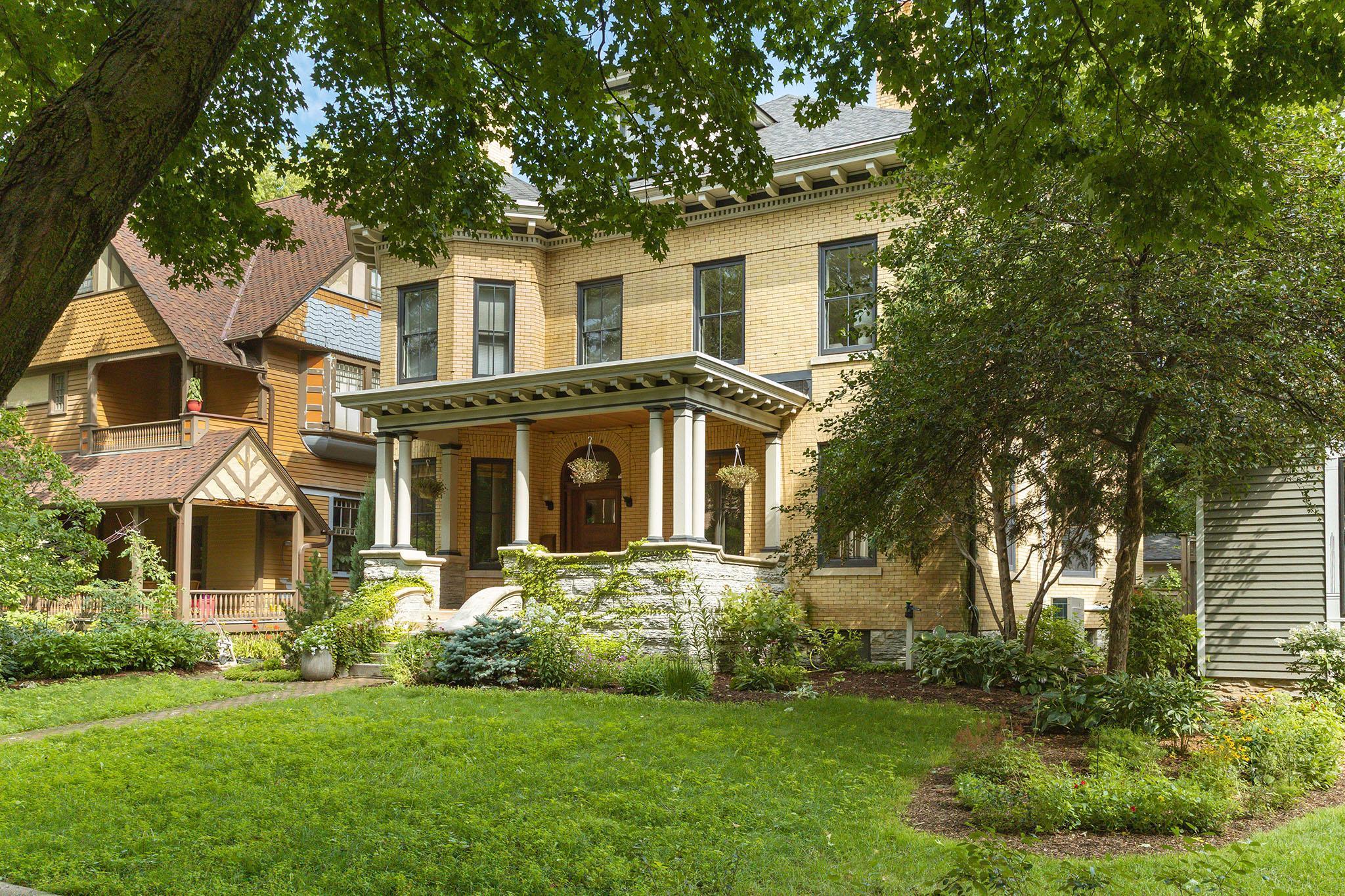 463 Ashland Avenue