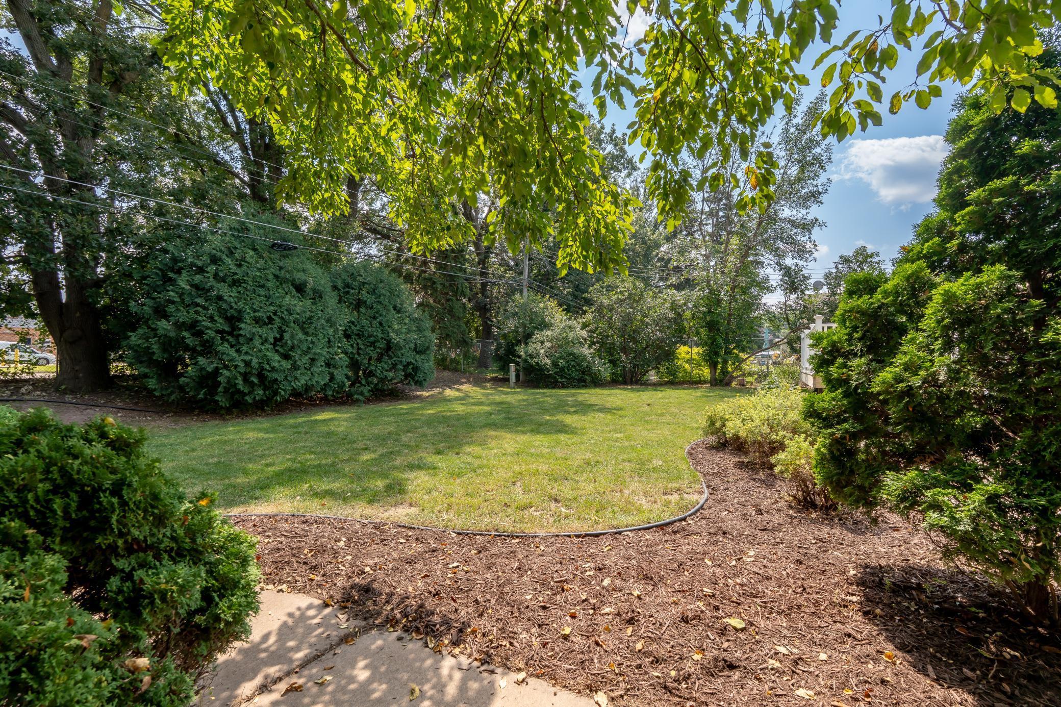 1281 Pinewood Drive