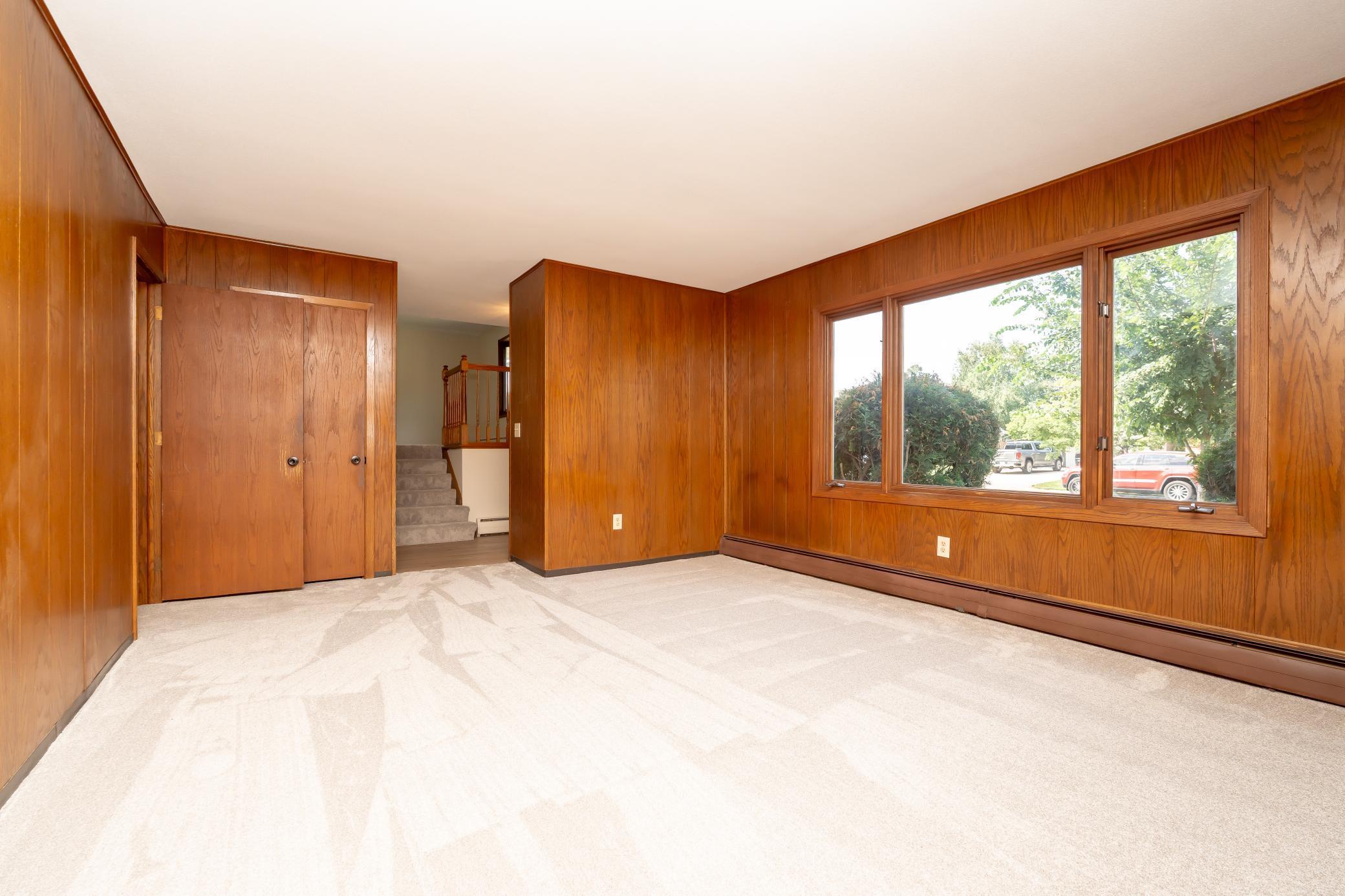 1281 Pinewood Drive