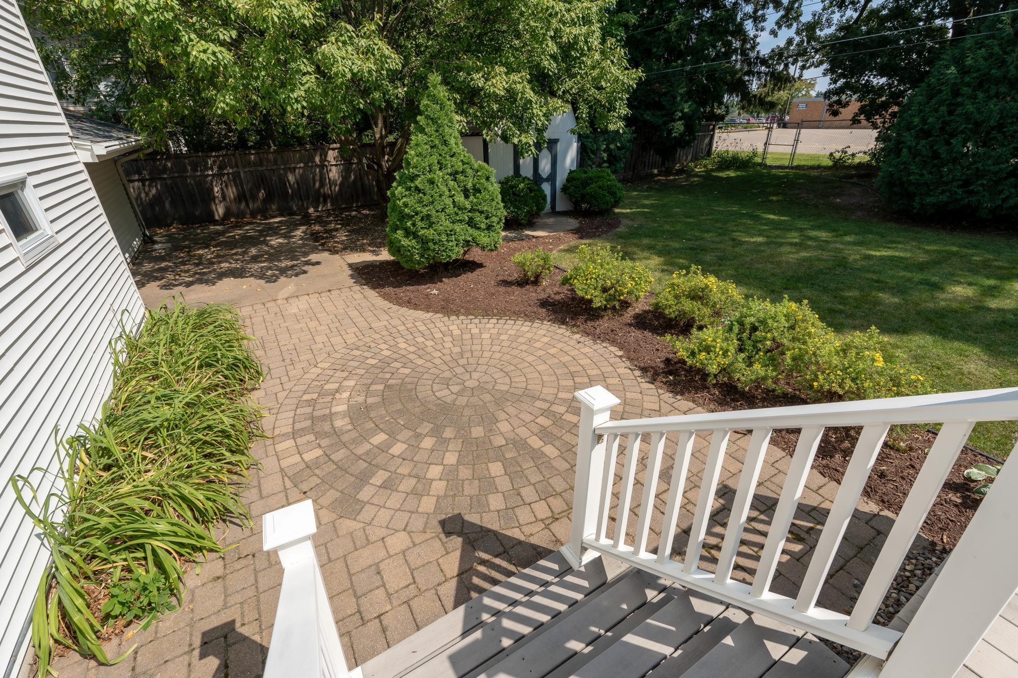1281 Pinewood Drive