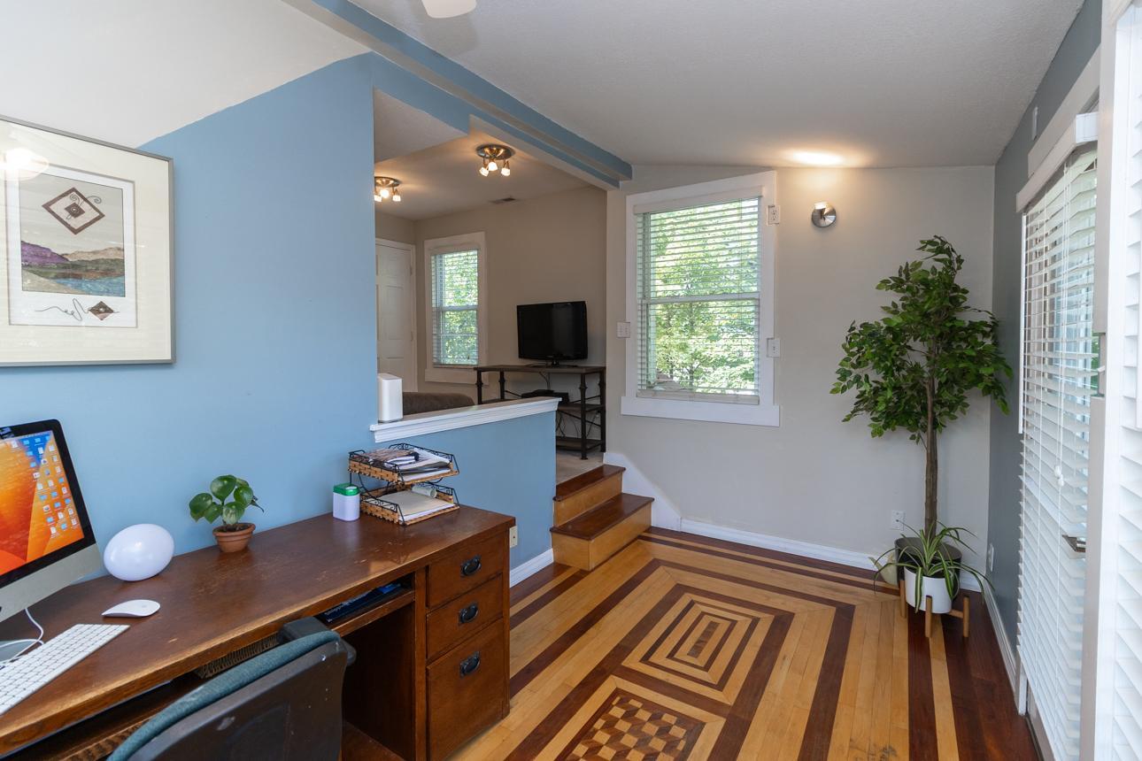 929 Selby Avenue