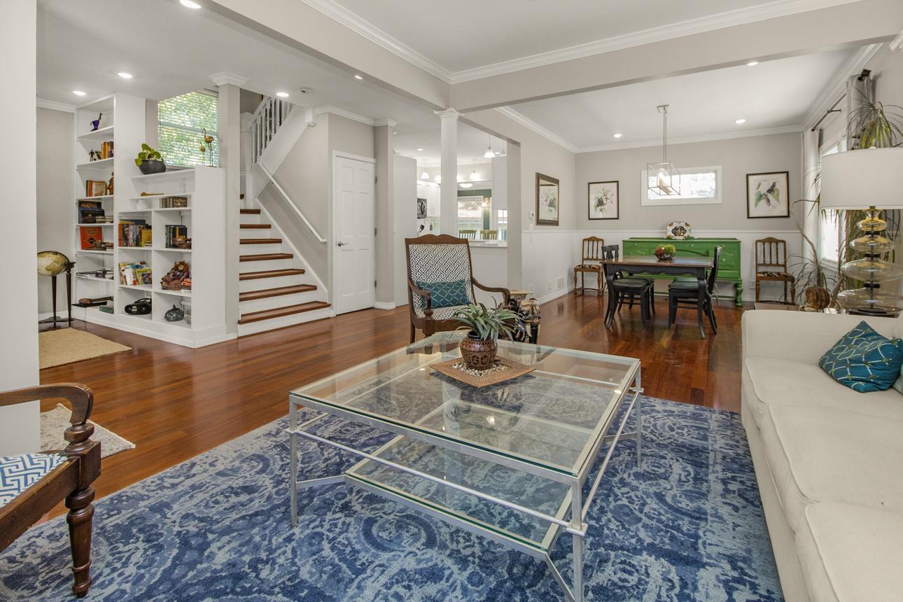 929 Selby Avenue