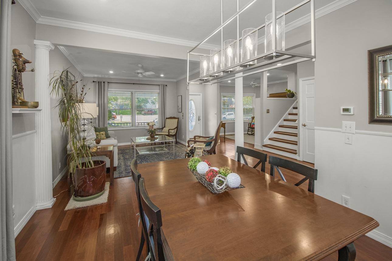929 Selby Avenue