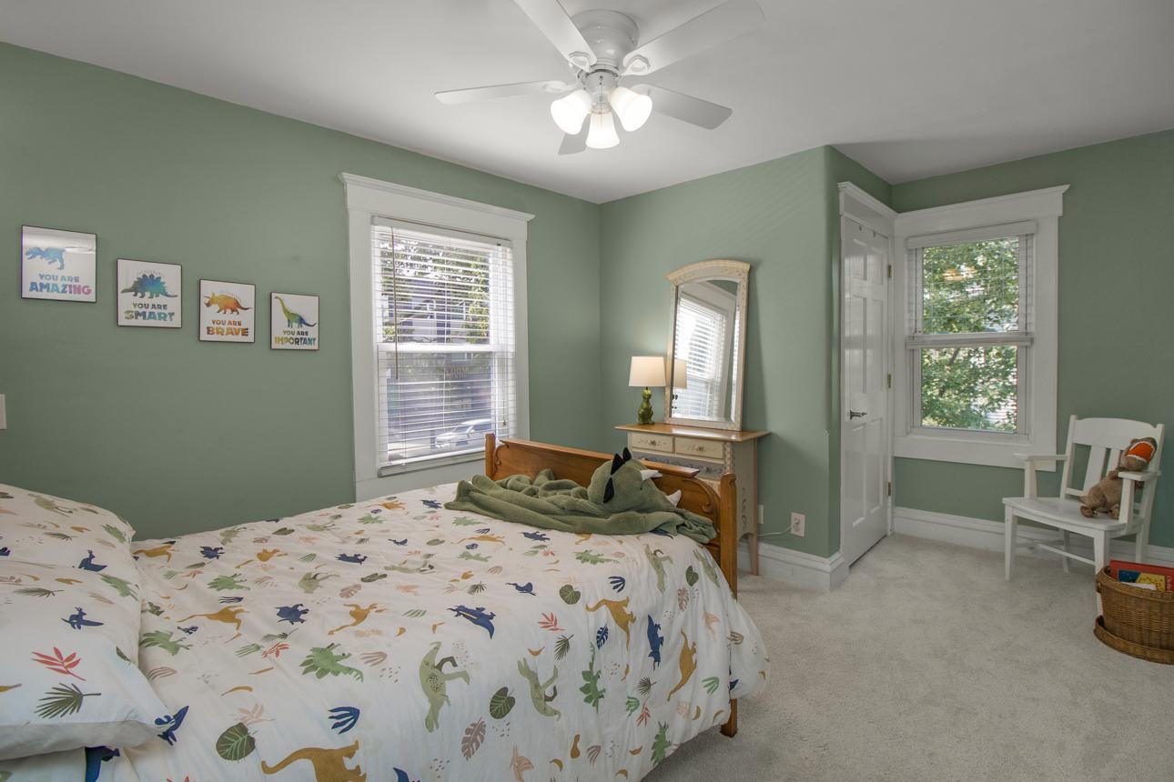 929 Selby Avenue
