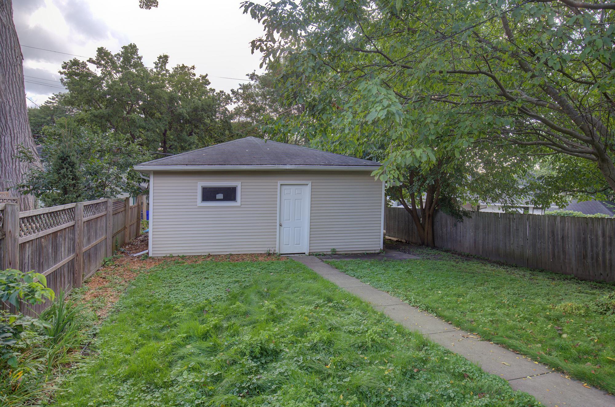 2098 Marshall Avenue