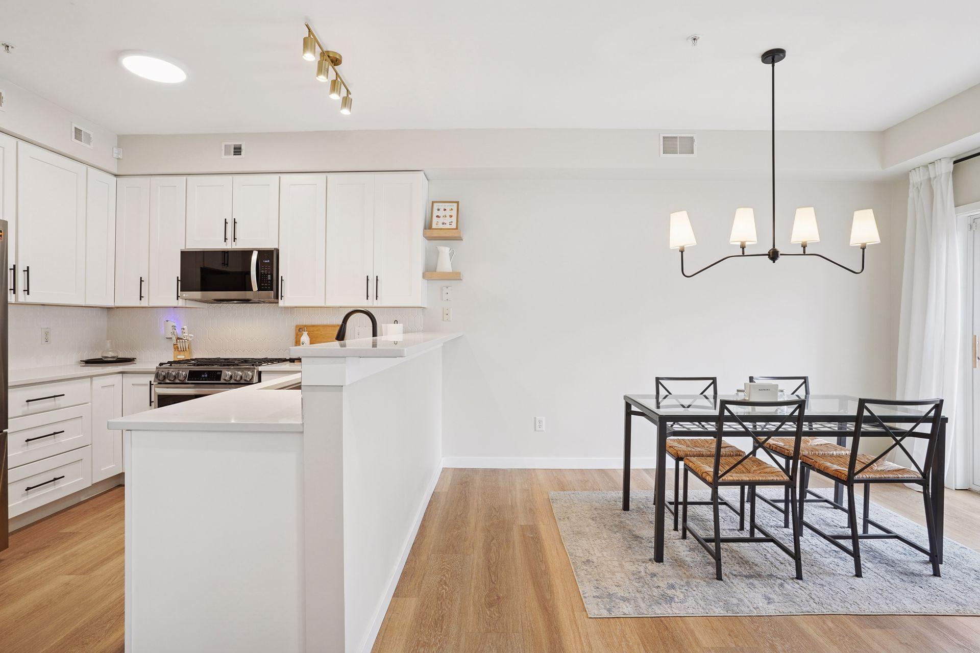 7615 Garfield Avenue Unit: 5
