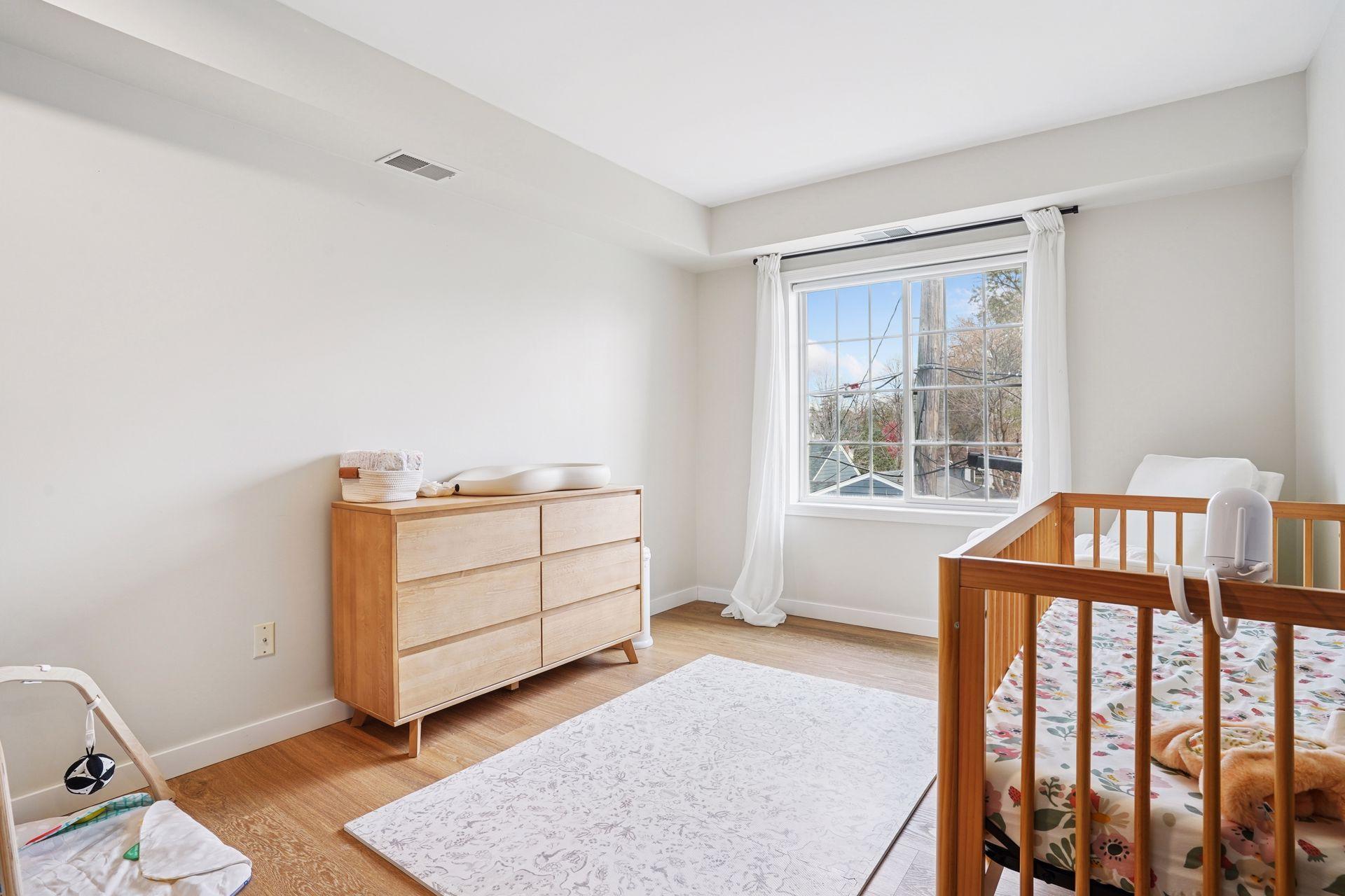 7615 Garfield Avenue Unit: 5