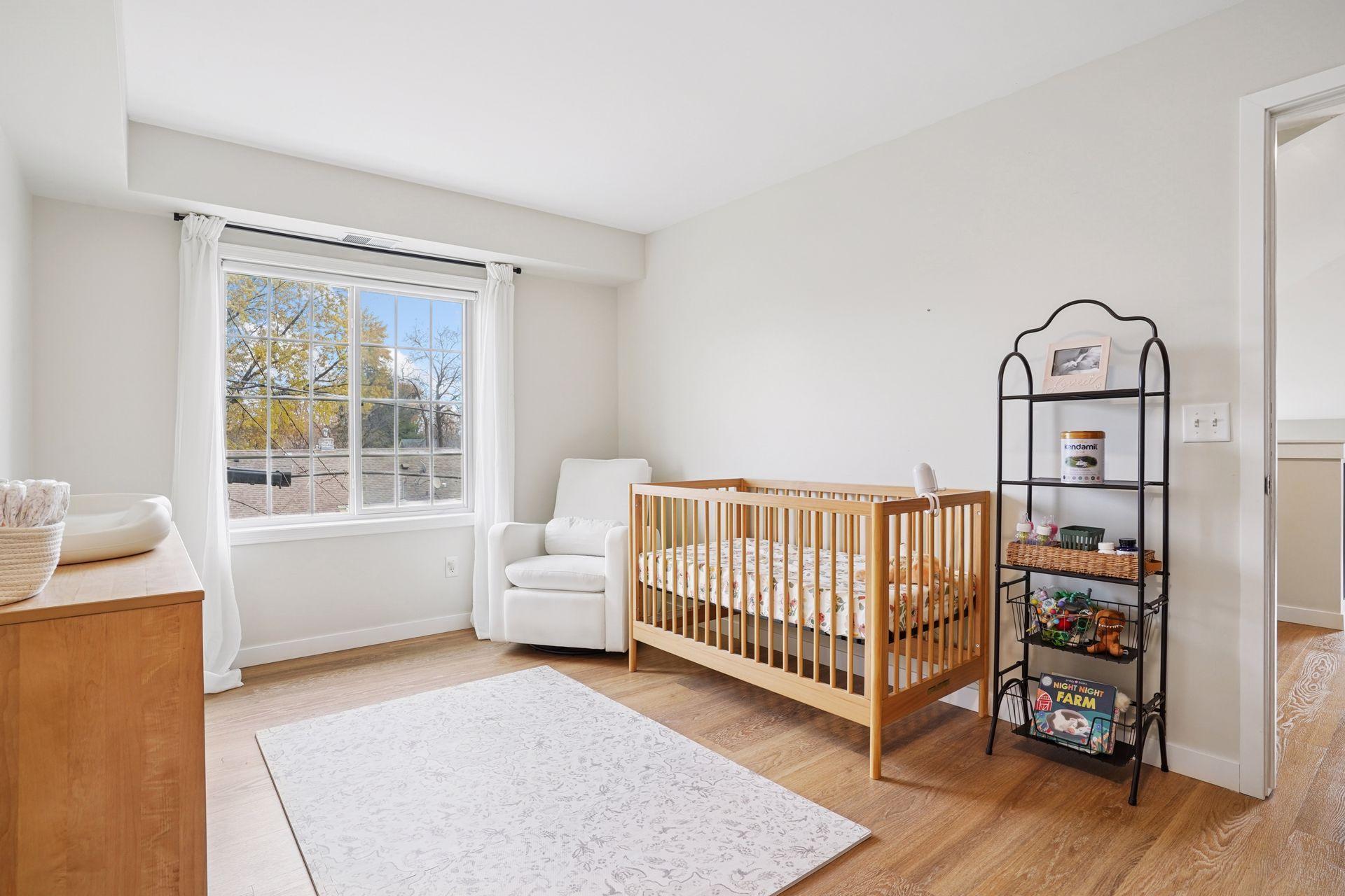 7615 Garfield Avenue Unit: 5