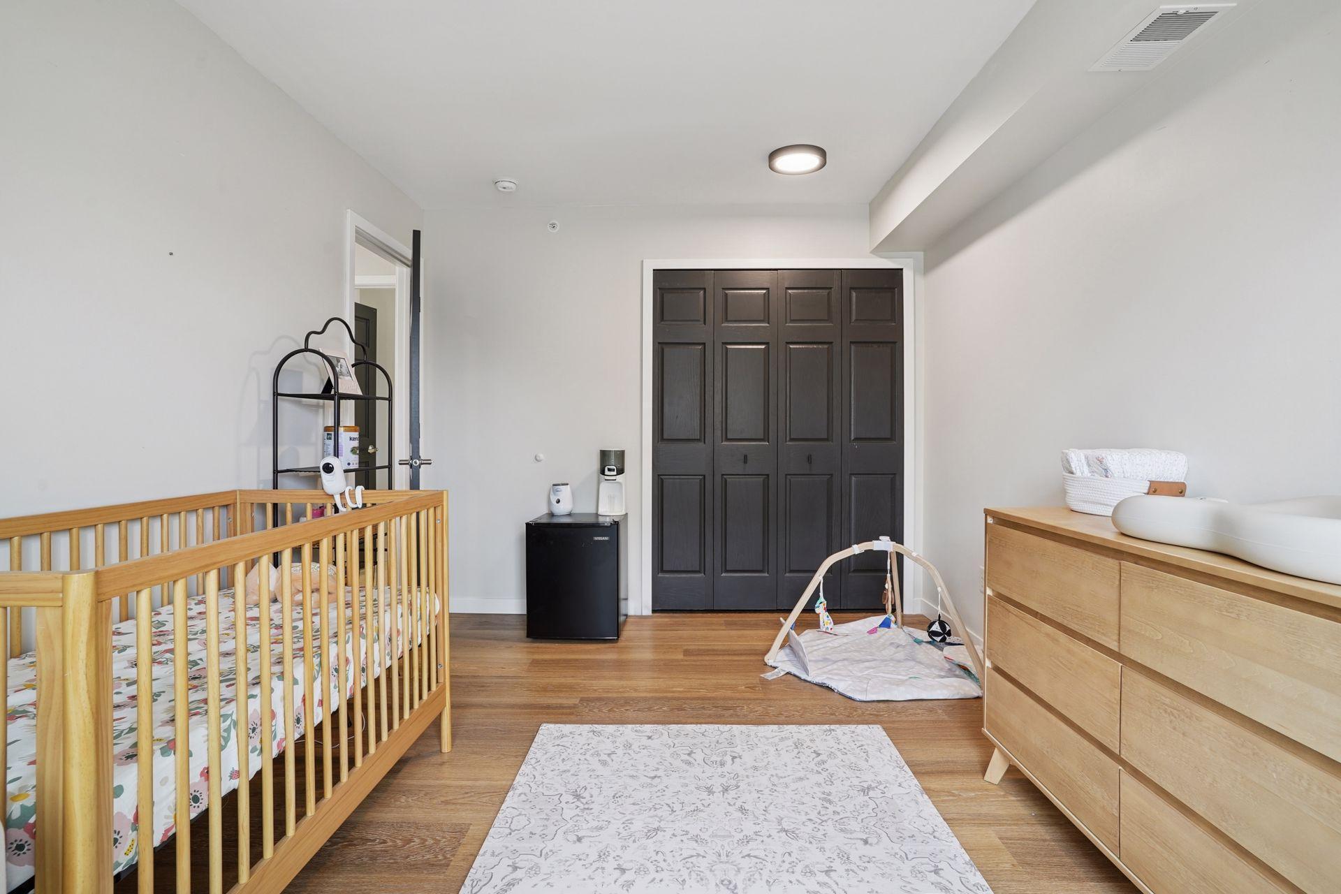 7615 Garfield Avenue Unit: 5