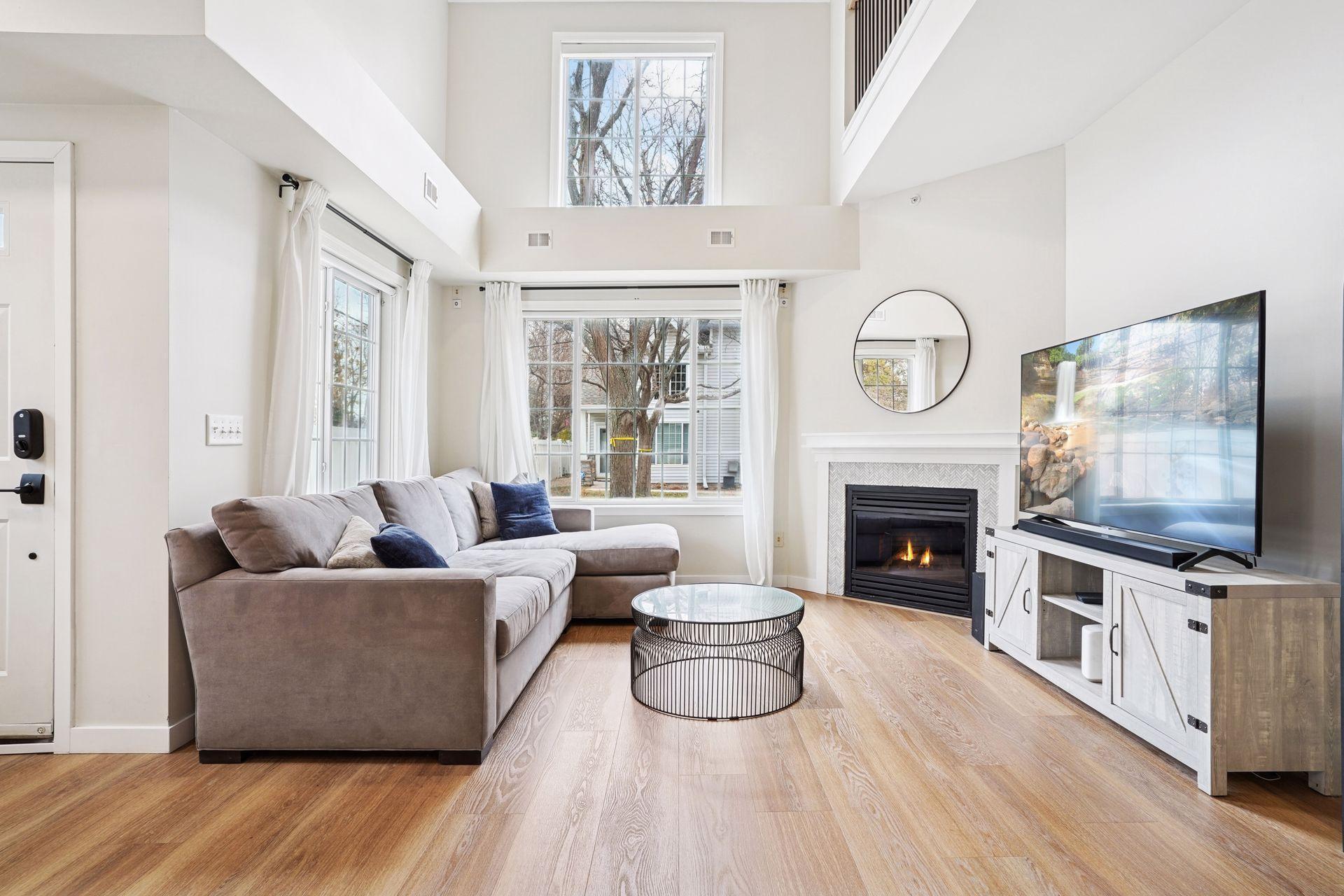 7615 Garfield Avenue Unit: 5