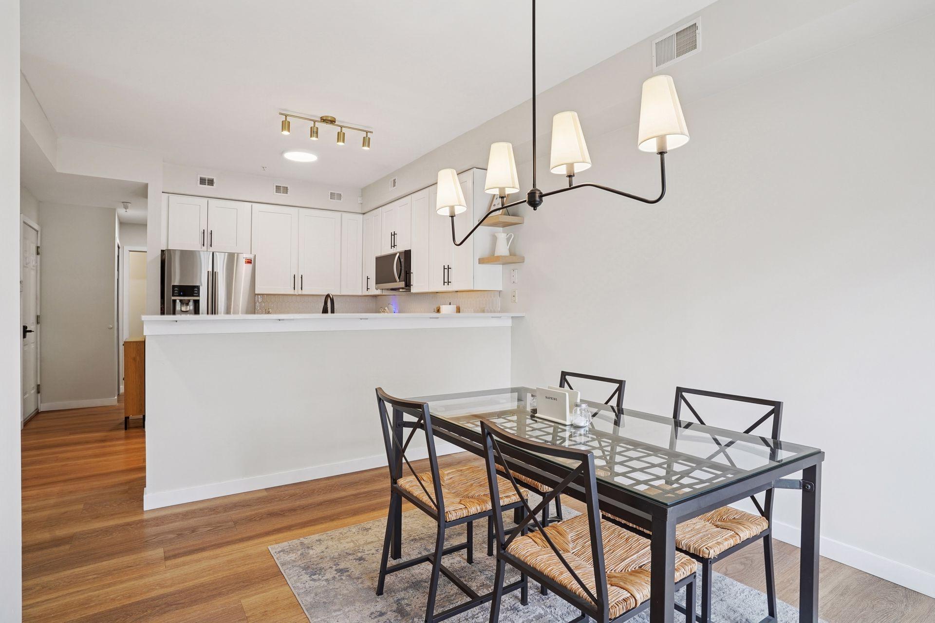 7615 Garfield Avenue Unit: 5