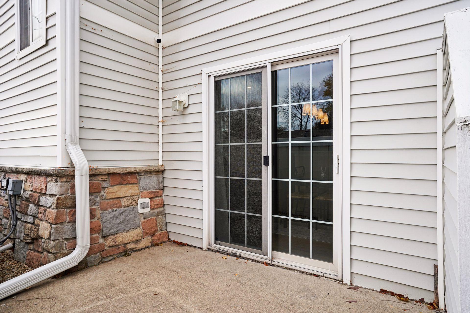 7615 Garfield Avenue Unit: 5