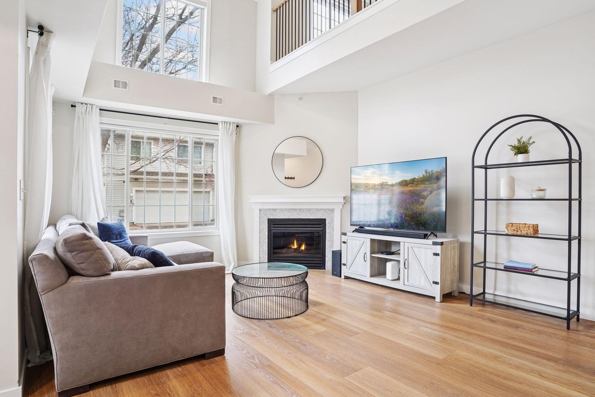 7615 Garfield Avenue Unit: 5