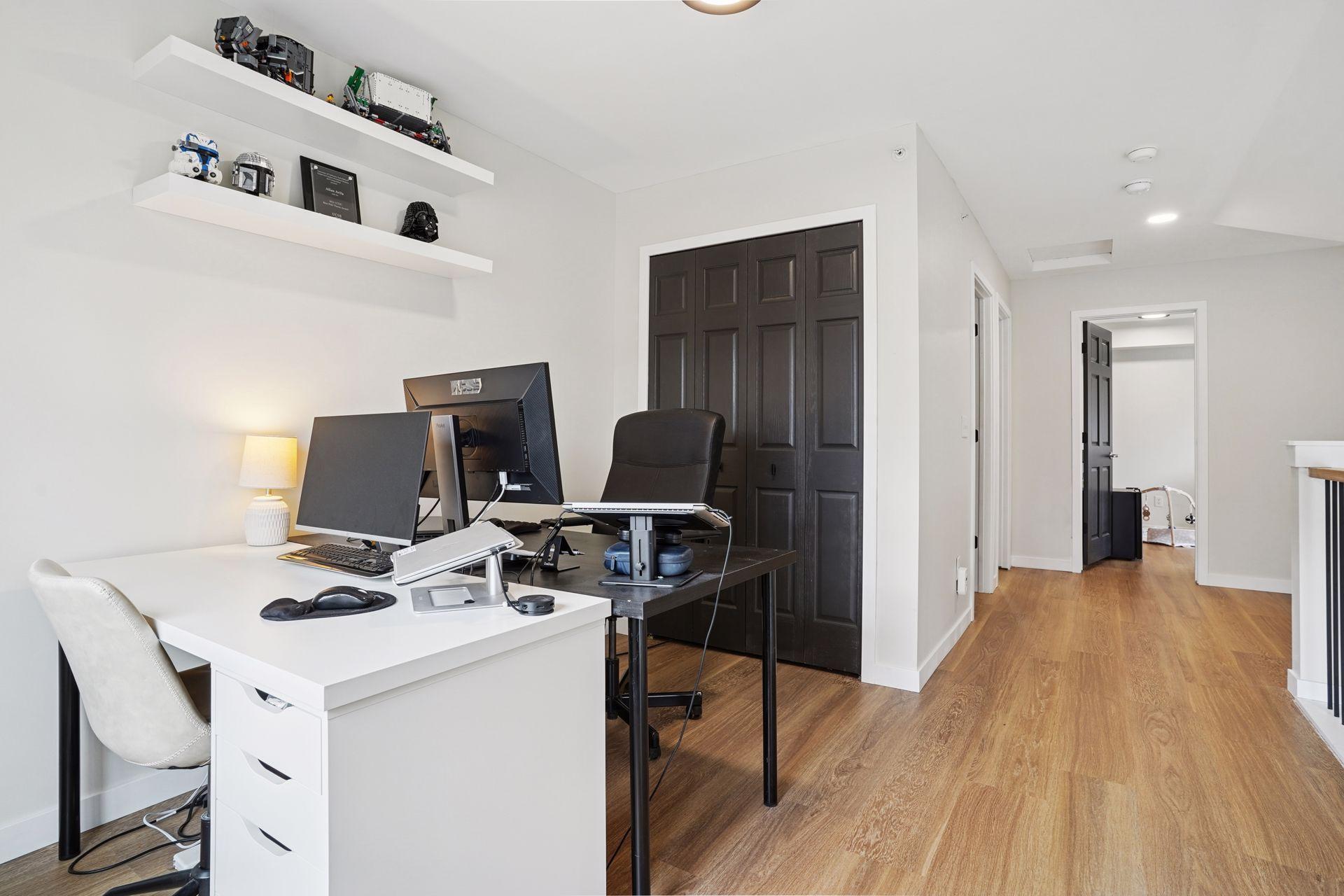 7615 Garfield Avenue Unit: 5