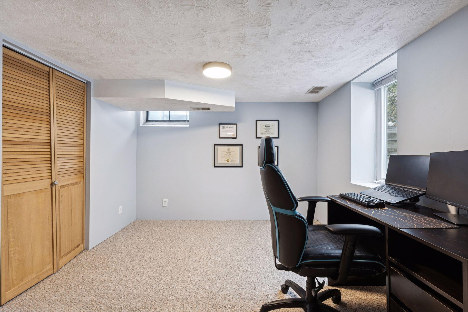 5901 Idaho Avenue N