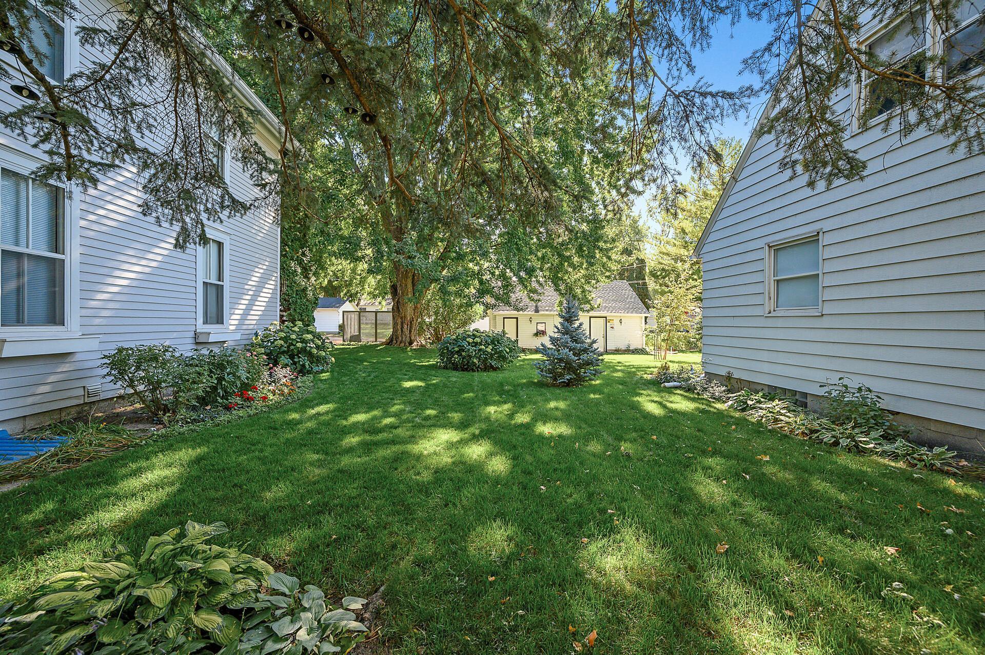 333 W 2nd Street