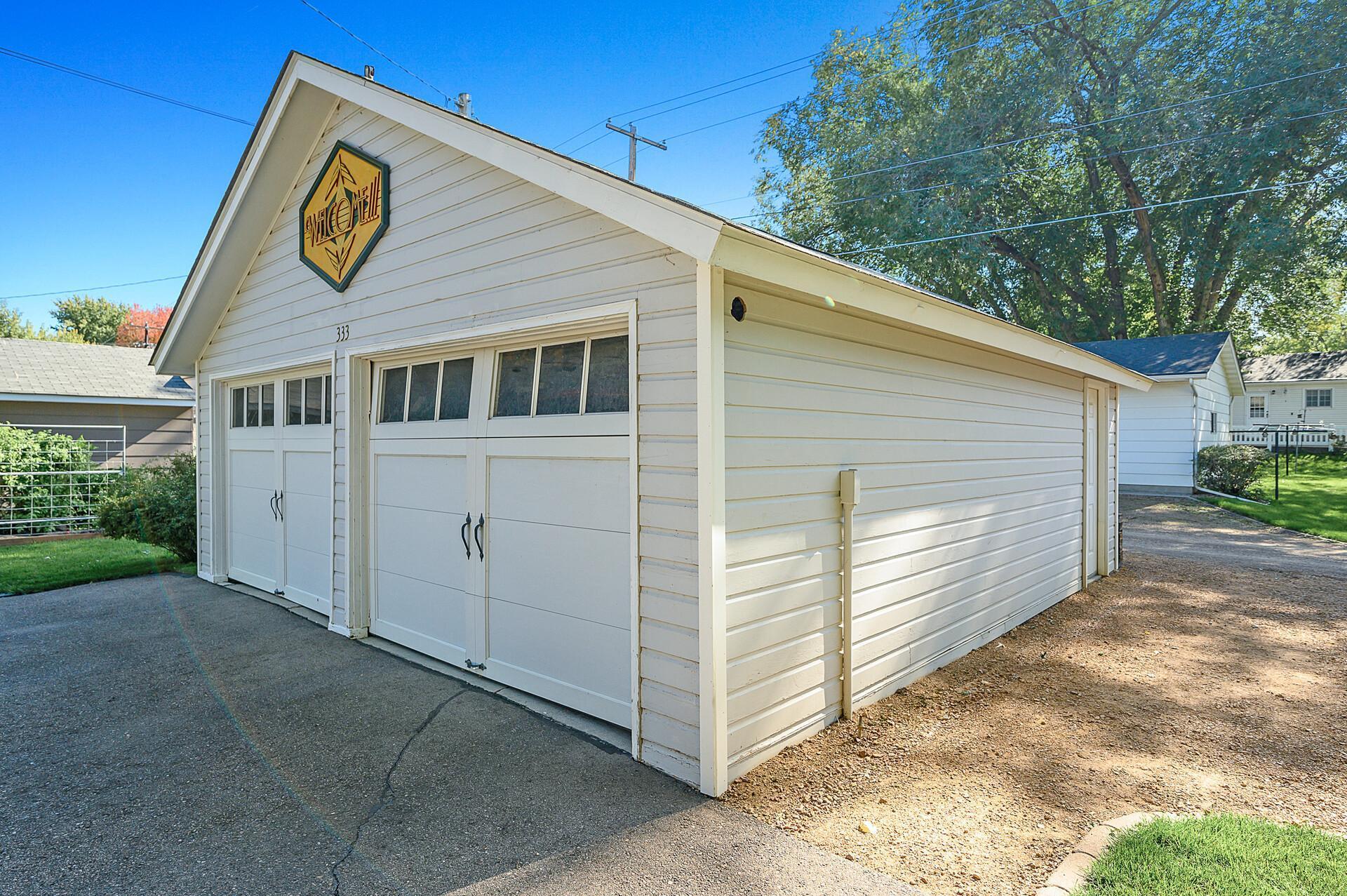 333 W 2nd Street