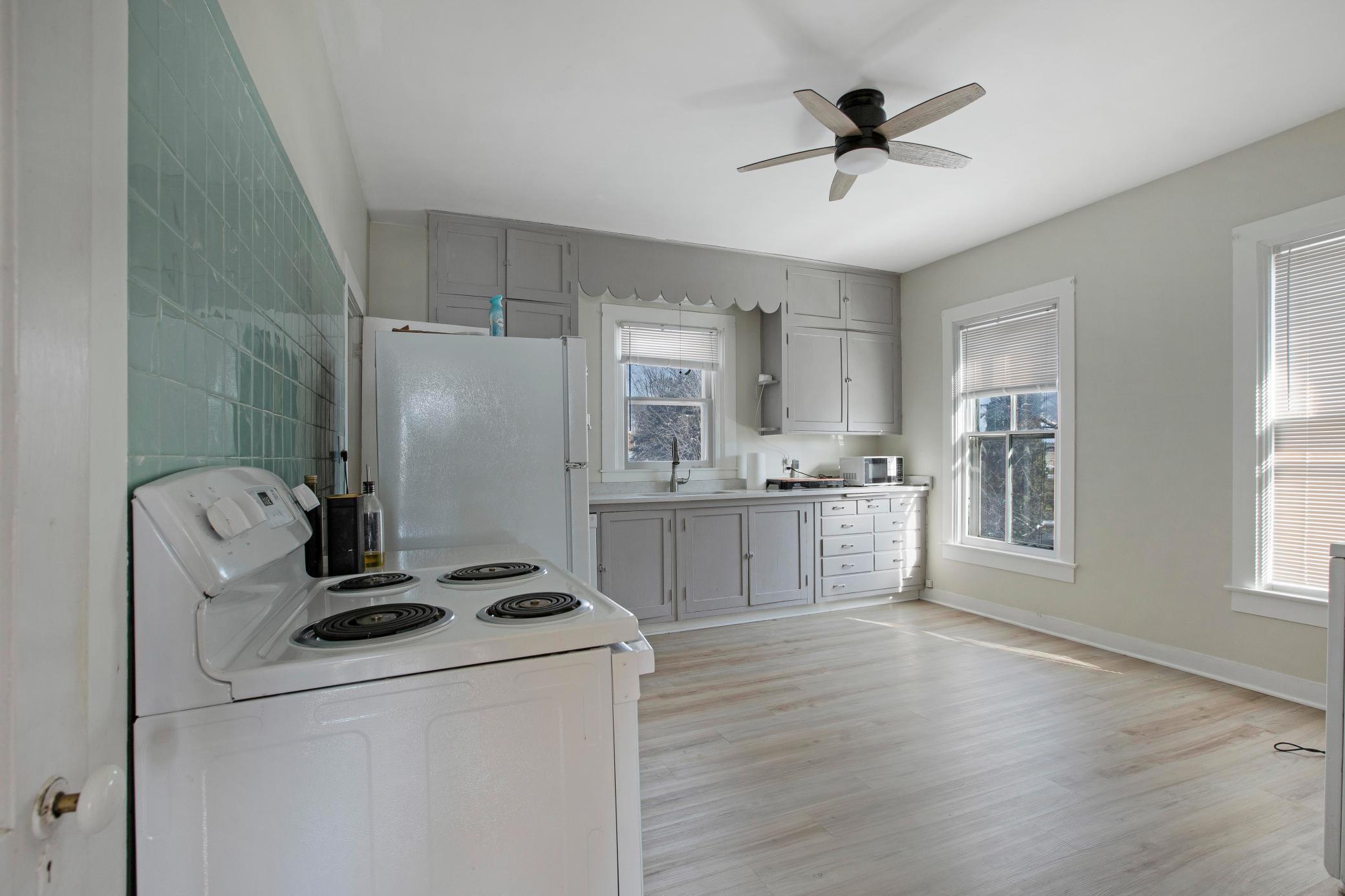 333 W 2nd Street