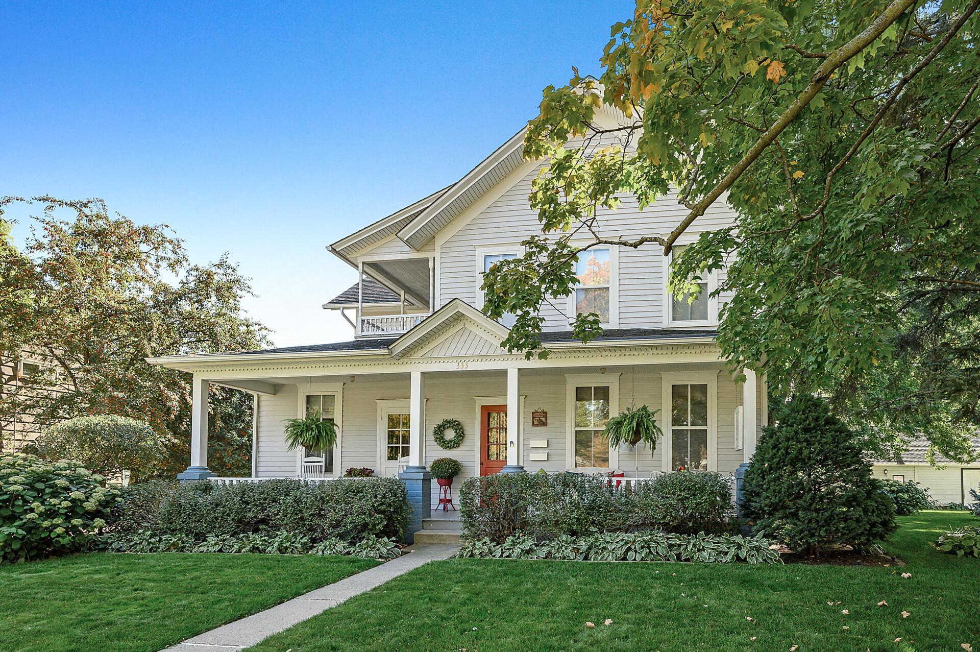 333 W 2nd Street