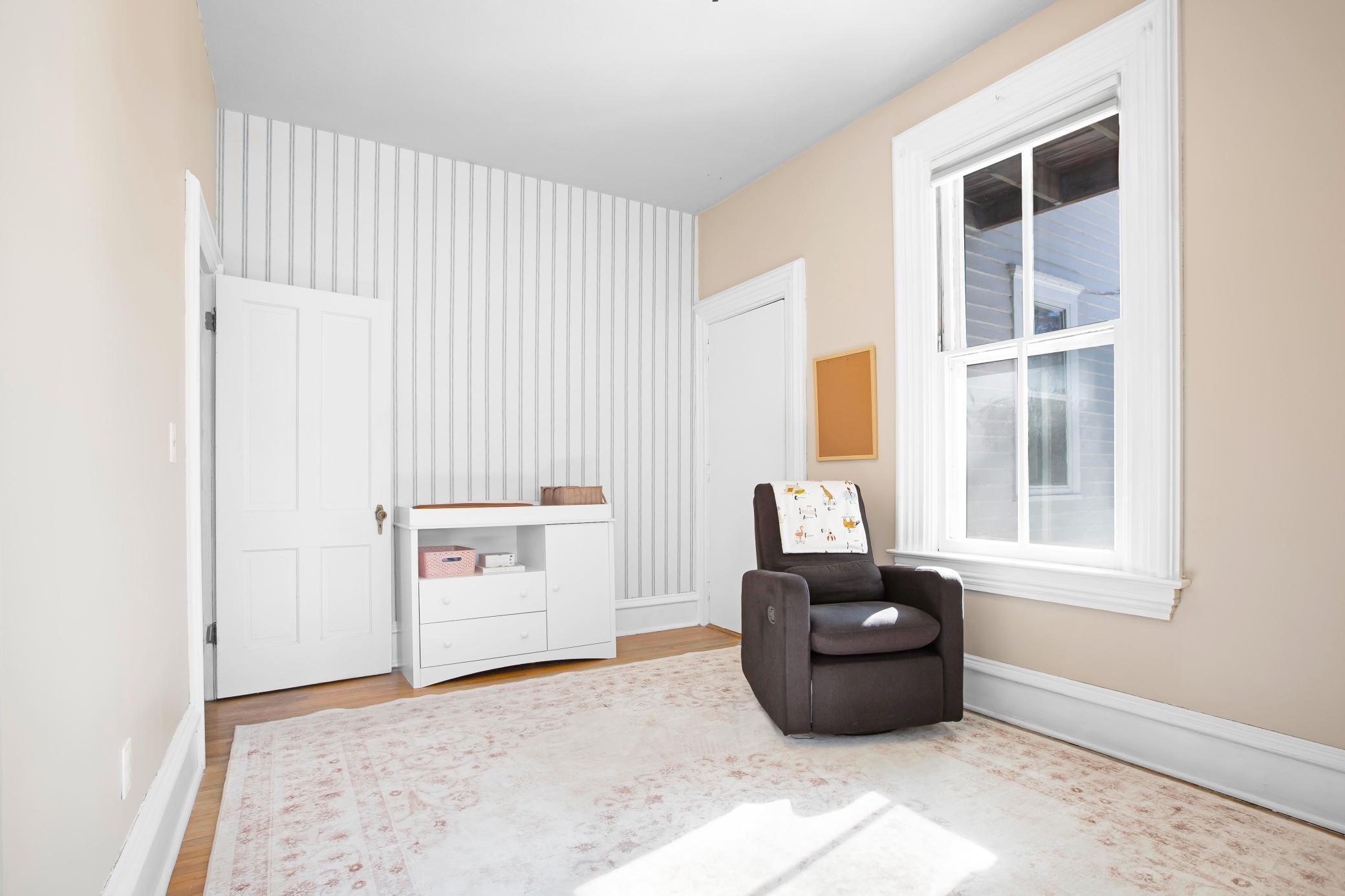 333 W 2nd Street