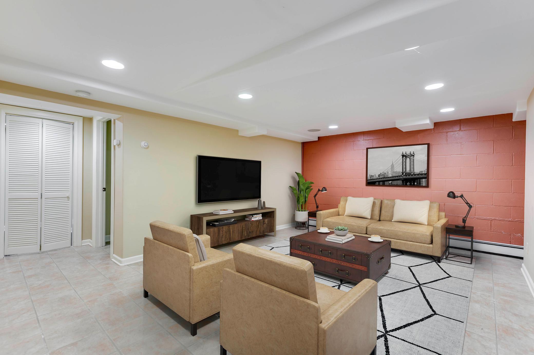 333 W 2nd Street