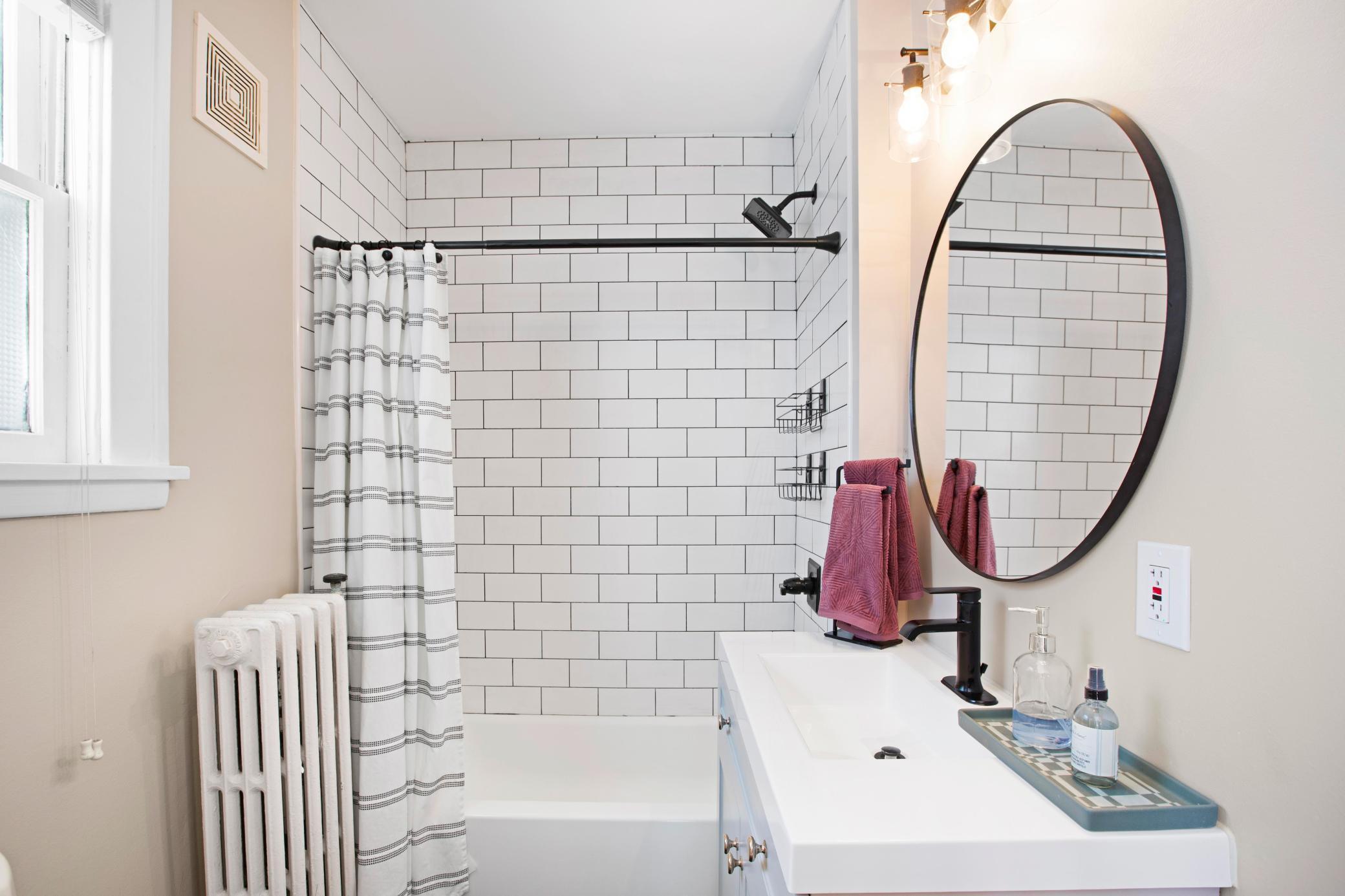 333 W 2nd Street