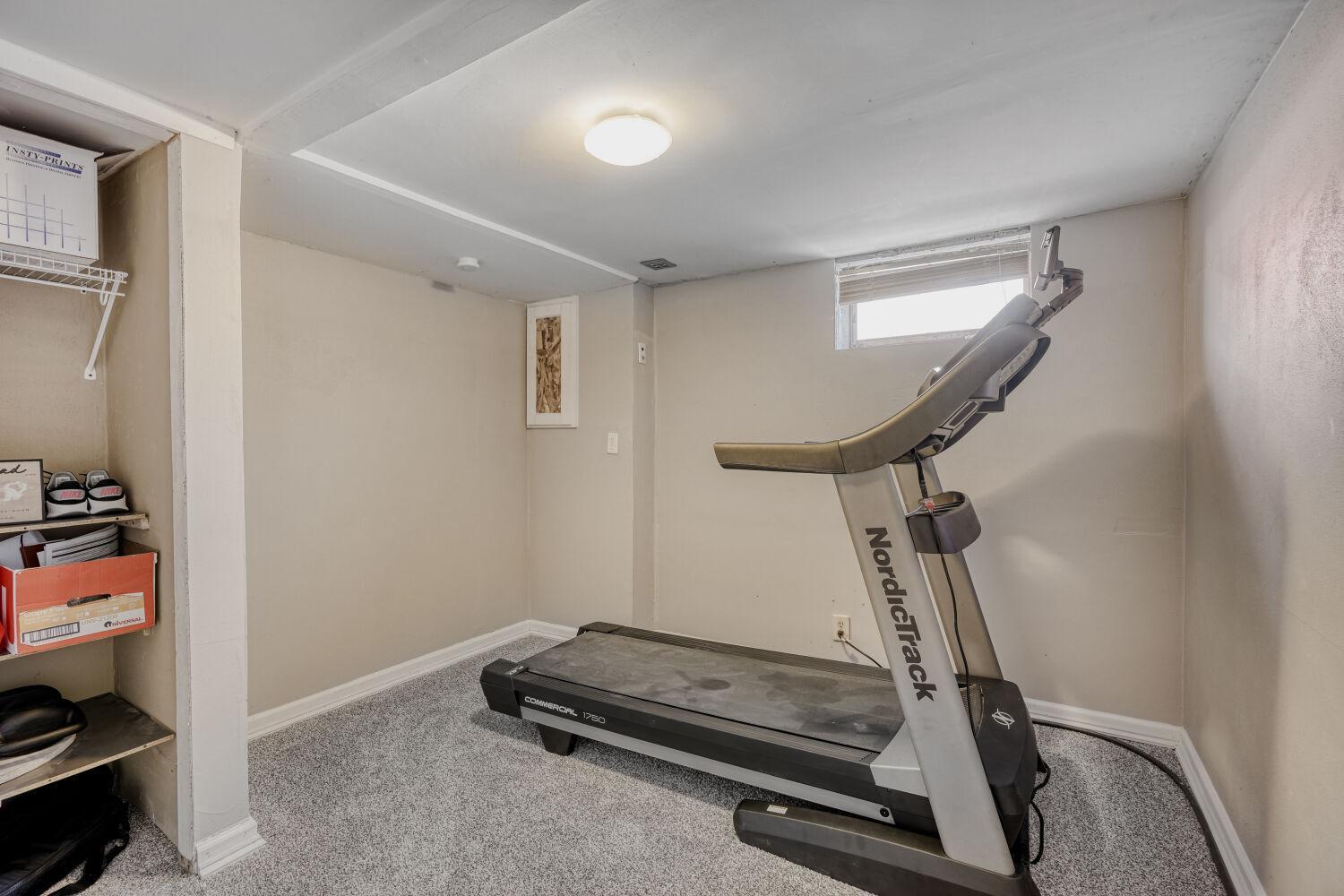 6645 169th Street W
