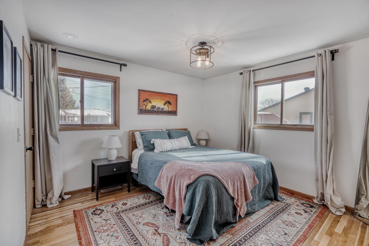 6645 169th Street W