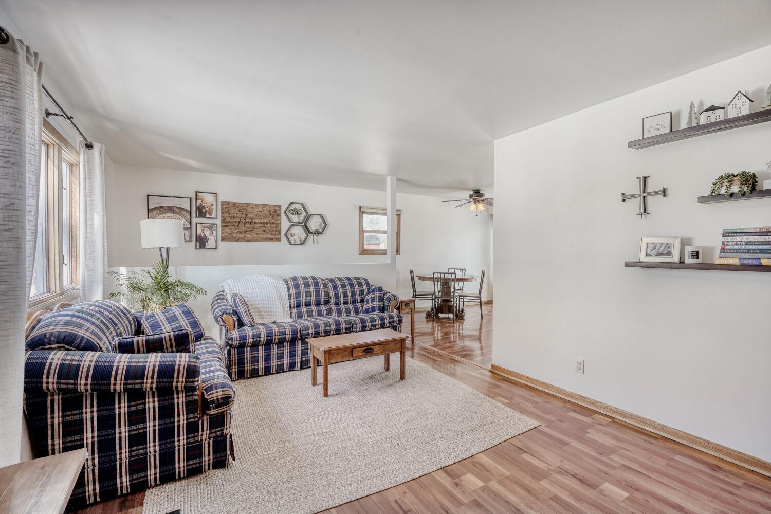 6645 169th Street W