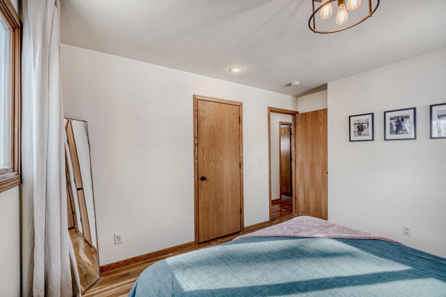6645 169th Street W