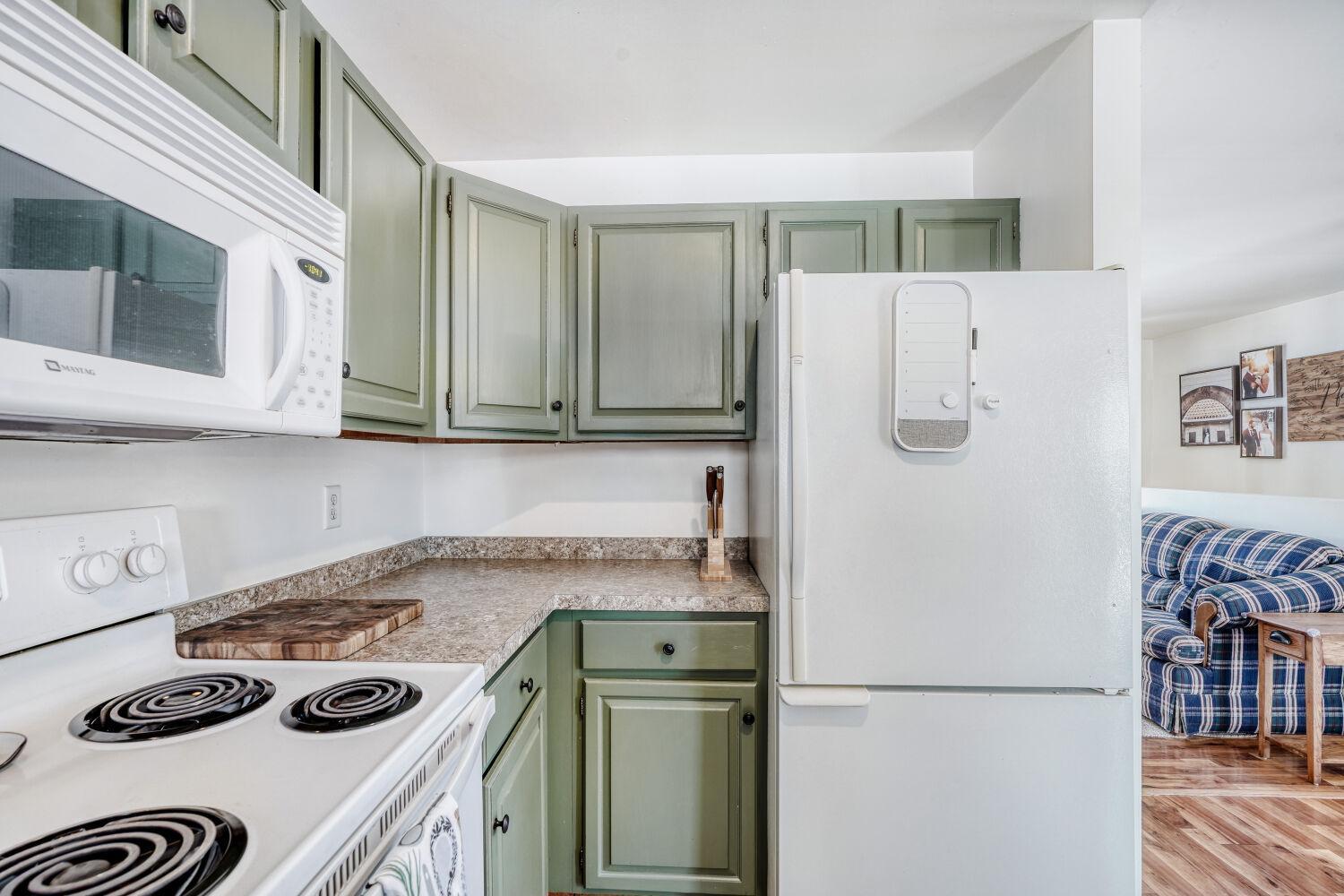 6645 169th Street W