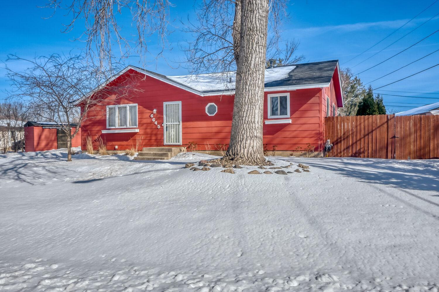 6645 169th Street W