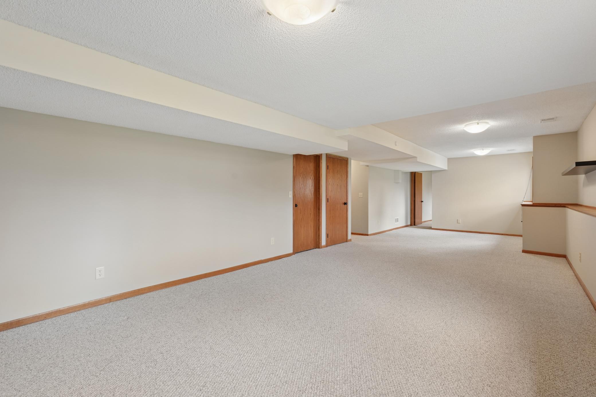 2203 Leyland Bay