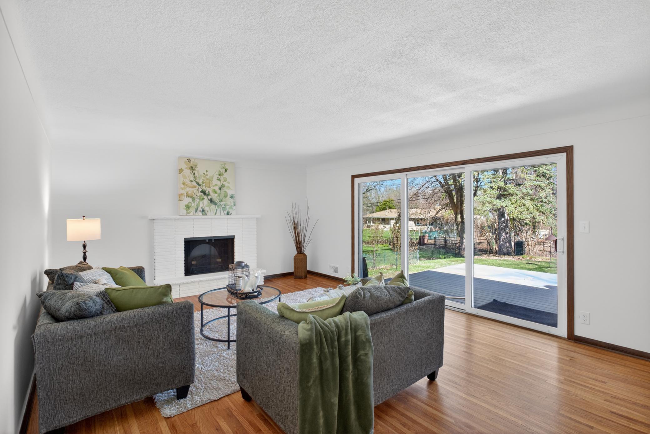 1973 Eldridge Avenue W