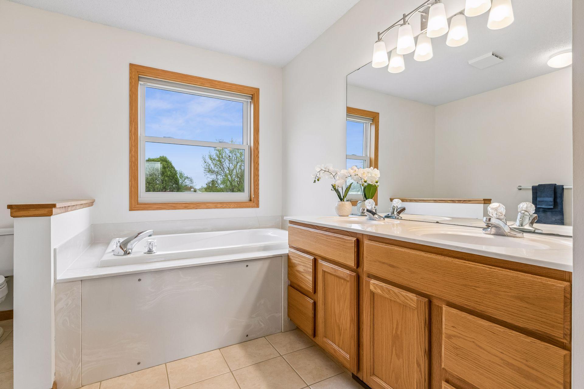 3019 Copper Oaks Alcove