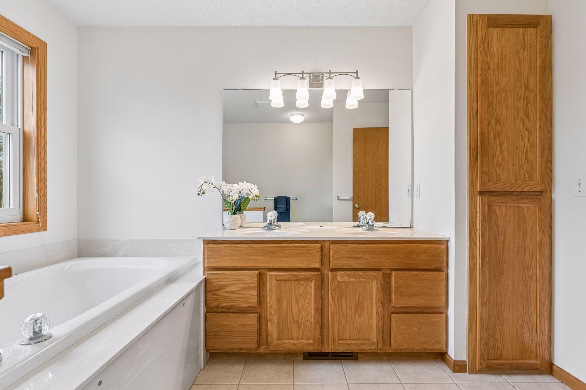 3019 Copper Oaks Alcove