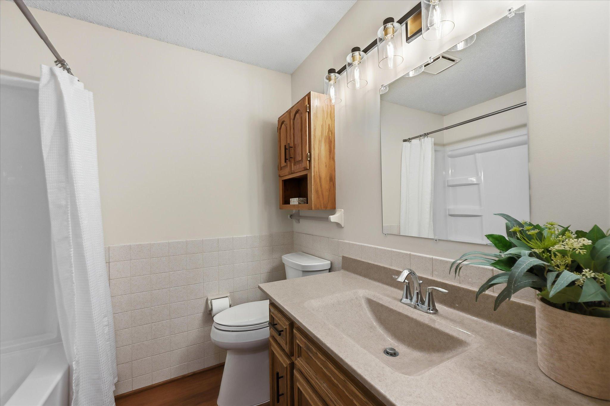 525 Mackubin Circle