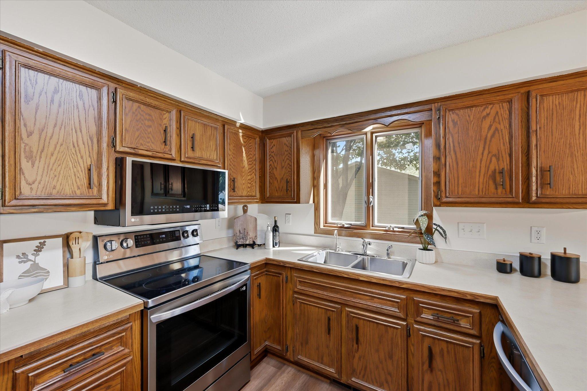 525 Mackubin Circle