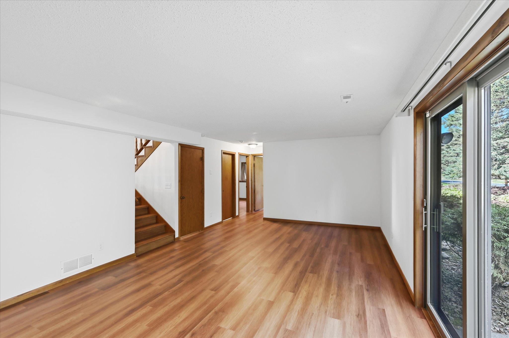 525 Mackubin Circle